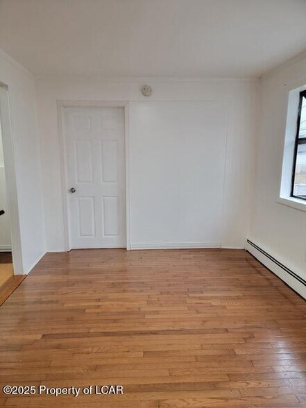 More Photos Of 707 Exeter Ave, West Pittston Apartments For Lease