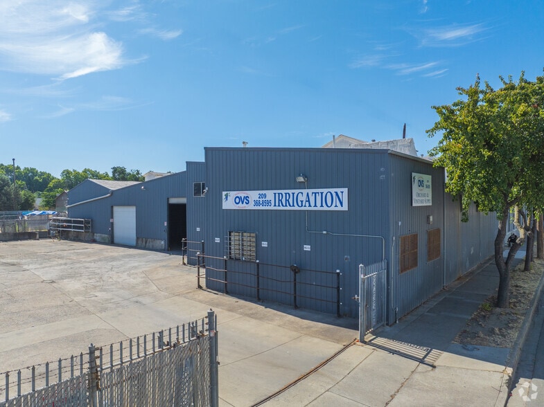 More Photos Of 418 N Sacramento St, Lodi Warehouse For Sale