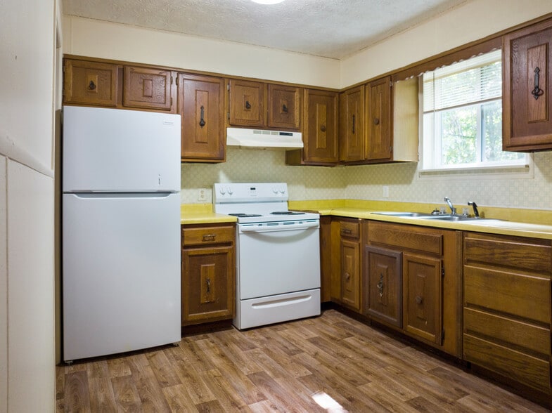 More Photos Of 179 Mountain Site Dr, Mountain City Apartments For Sale