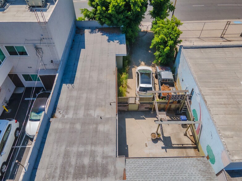 More Photos Of 1817 W Burbank Blvd, Burbank Daycare Center For Sale
