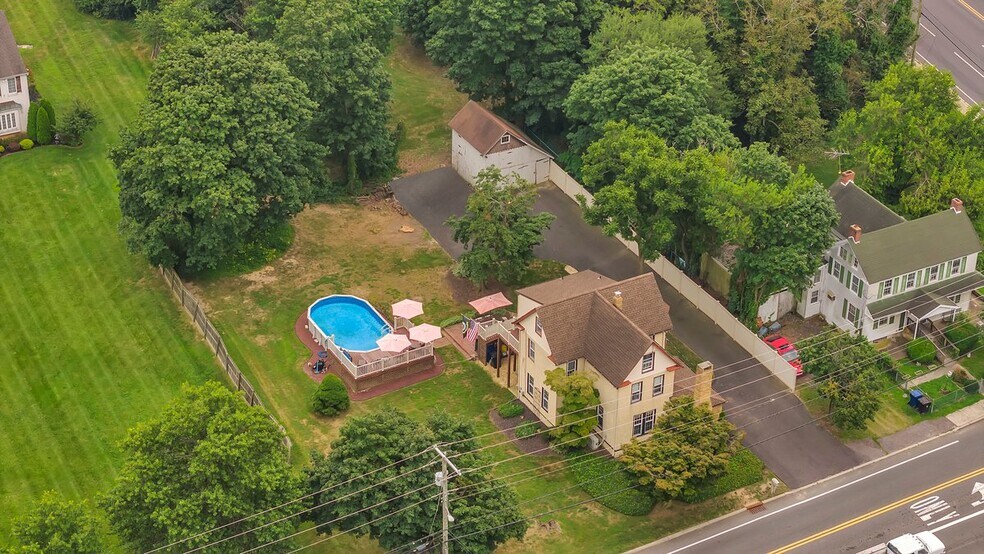 More Photos Of 749 Barnsboro Rd, Mullica Hill Office For Sale