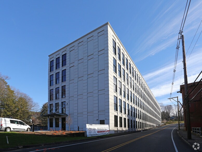 More Photos Of 215 E Main St, Vernon Apartments For Lease