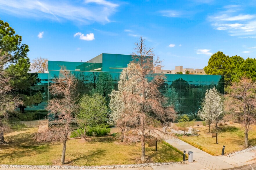 More Photos Of 373 Inverness Pkwy, Englewood Research And Development For Lease