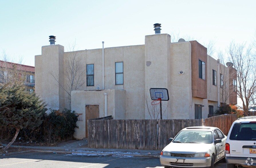 More Photos Of 3609-3613 Wellesley Dr NE, Albuquerque Apartments For Sale