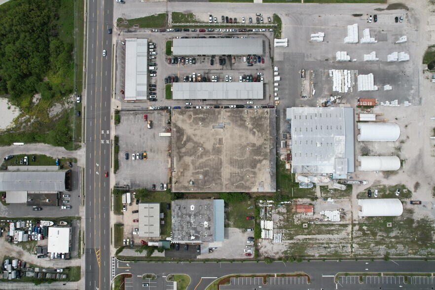 More Photos Of 3939 Forsyth Rd, Winter Park Warehouse For Sale