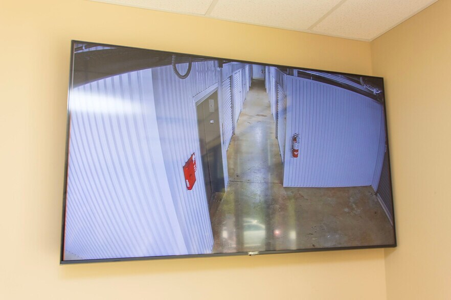 More Photos Of 11017 County Line, Madison Self Storage For Sale