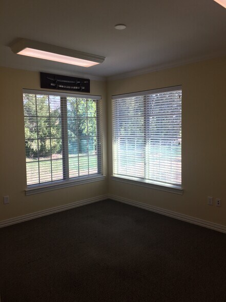 More Photos Of 8765 Stockard Dr, Frisco Medical For Lease
