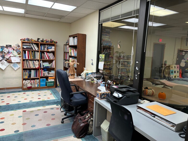 More Photos Of 4713 Yosemite Blvd, Modesto Bank For Sale