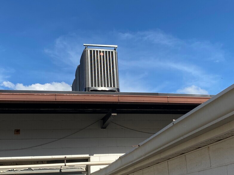 More Photos Of 551 Ellis St, Augusta Auto Dealership For Lease