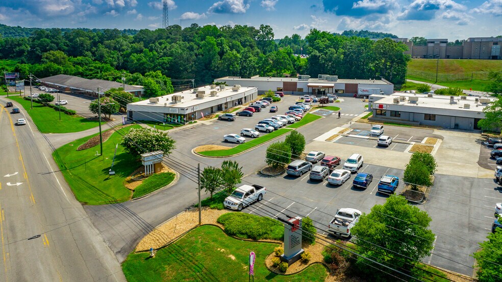 More Photos Of 1506 N Thornton Ave, Dalton Medical For Lease