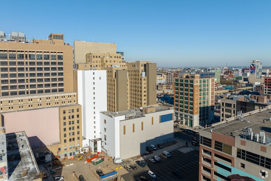 More Photos Of 201-219 N 15th St, Philadelphia Medical For Lease