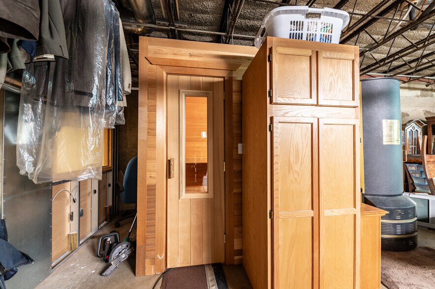 More Photos Of 315 High St, Morgantown Office For Sale