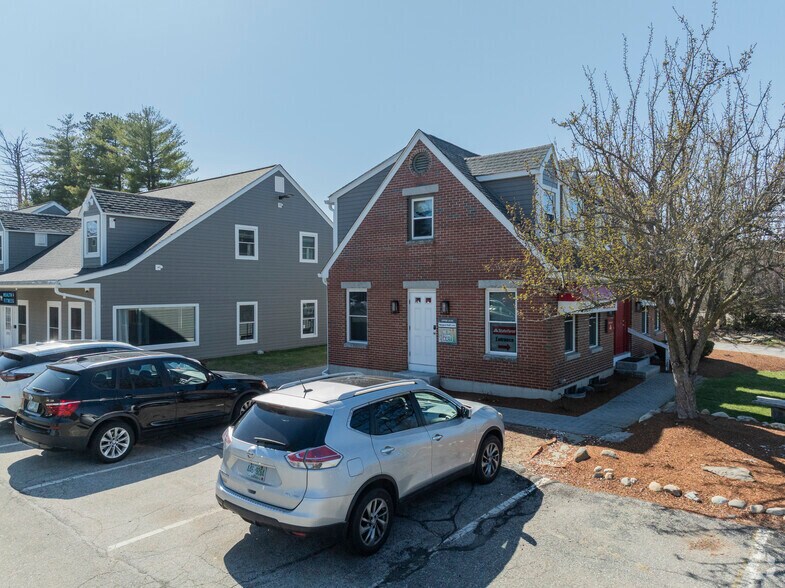 More Photos Of 135 State Route 101A, Amherst Storefront Retail Office For Lease