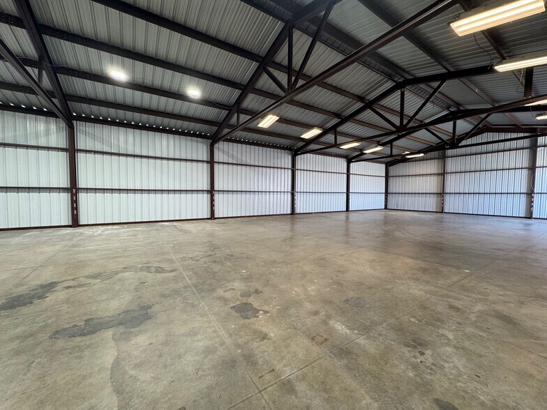 More Photos Of 2371 Artesia st, San Bernardino Warehouse For Sale