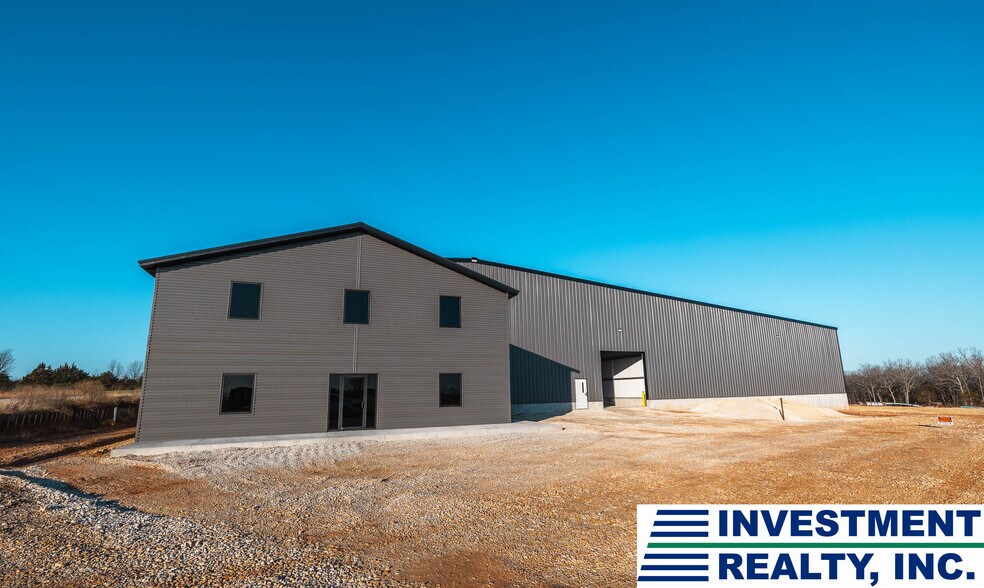 More Photos Of 405 Matlock Dr, Saint James Industrial For Lease