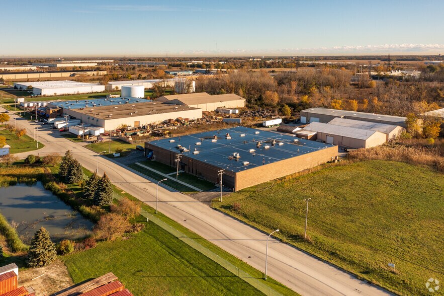 More Photos Of 1175 Central Ave, University Park Manufacturing For Lease