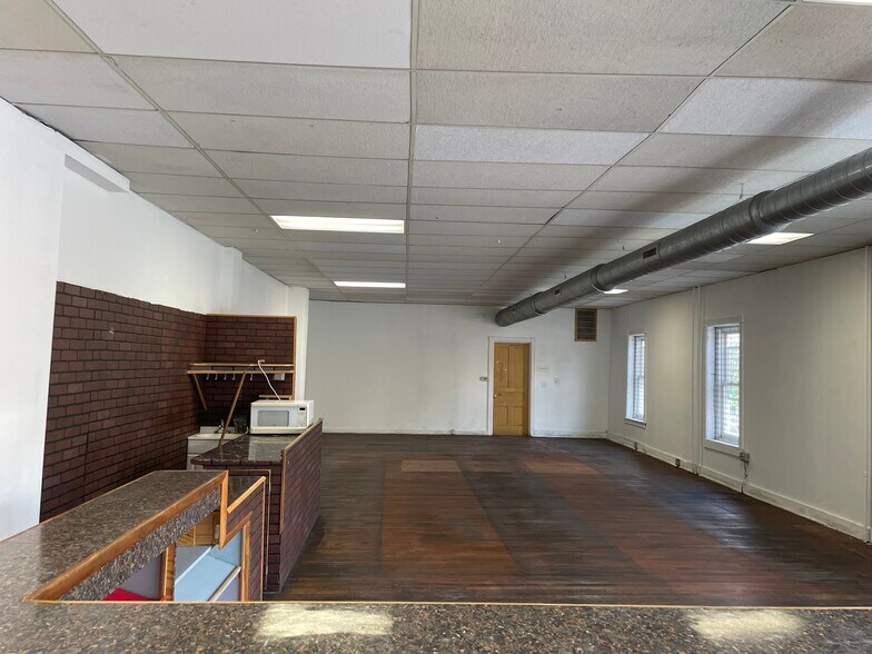 More Photos Of 836 E 5th St, Bethlehem Storefront Retail Office For Lease