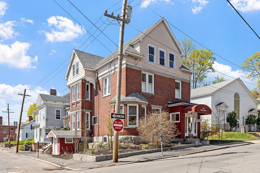 More Photos Of 58 Oliver St, Fitchburg Office Residential For Sale