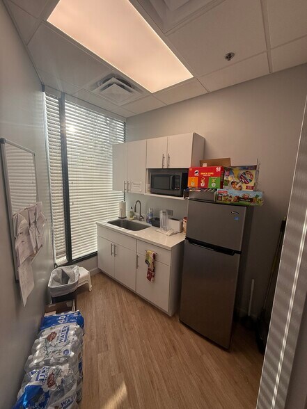 More Photos Of 9970 S Central Park Blvd, Boca Raton Medical For Lease