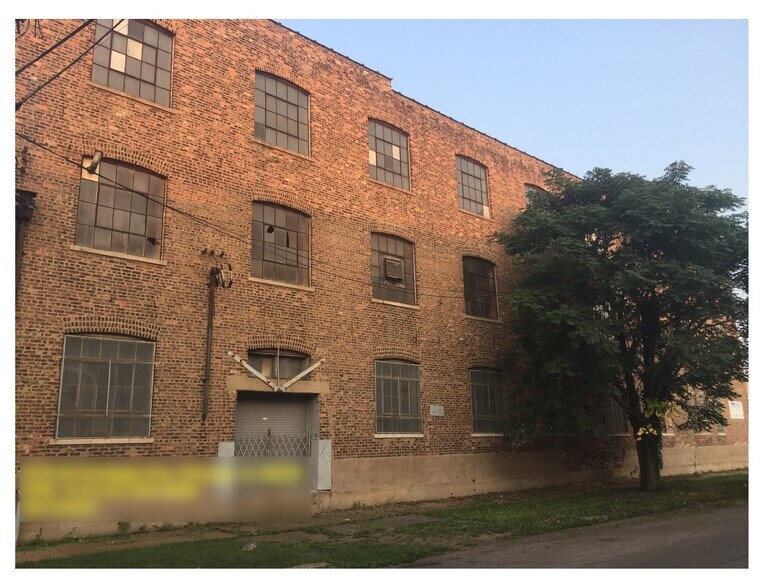 More Photos Of 5724 W Armitage Ave, Chicago Warehouse For Sale