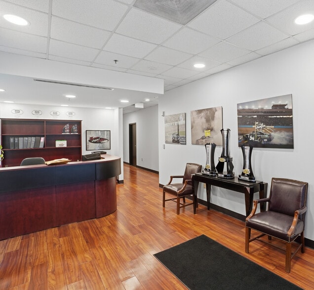 More Photos Of 13201 W Reese Blvd, Huntersville Warehouse For Sale