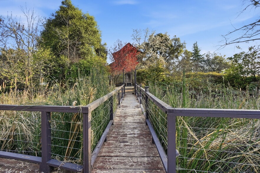 More Photos Of 21645 Parrotts Ferry Rd, Sonora Specialty For Sale