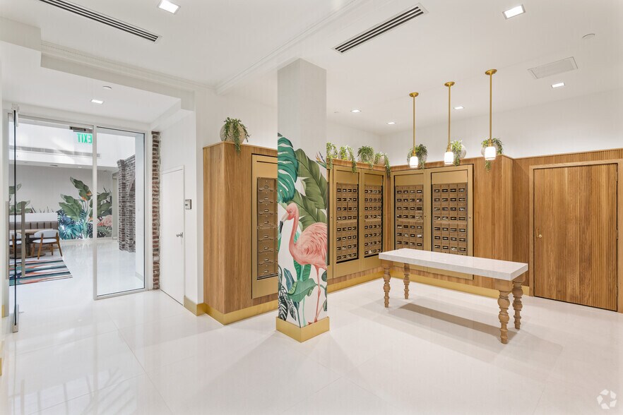 More Photos Of 224 Datura St, West Palm Beach Office For Lease