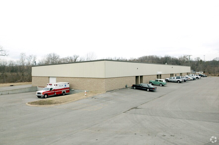 More Photos Of 3670 Central Pike, Hermitage Light Manufacturing For Lease