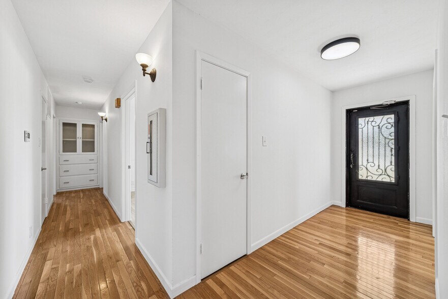 More Photos Of 7790 Main St, Frisco Office Residential For Sale