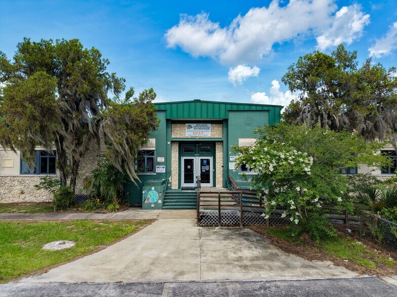 More Photos Of 502 N Center St, Perry Schools For Sale