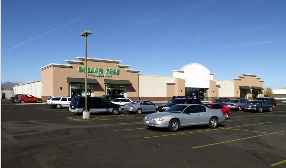 More Photos Of 2979-2985 N Garfield Ave, Loveland Storefront For Sale