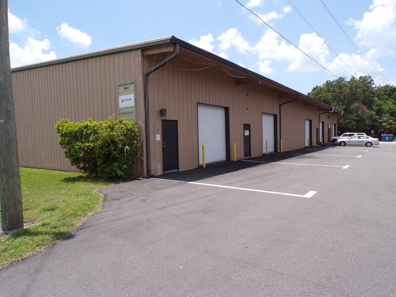 More Photos Of 3903 Industry Blvd, Lakeland Warehouse For Lease
