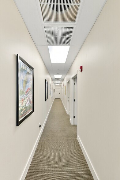 More Photos Of 1354 N Laura St, Jacksonville Office For Sale