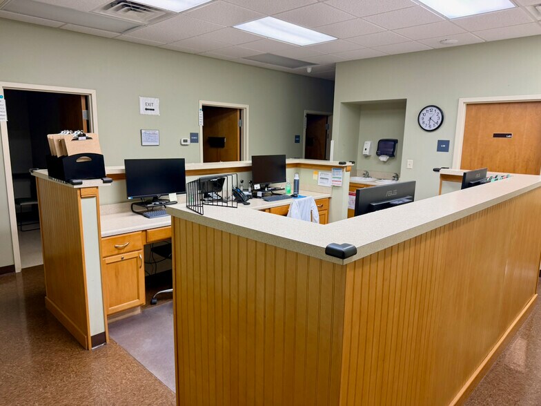 More Photos Of 514 Mary Esther Cut, Fort Walton Beach Office For Sale