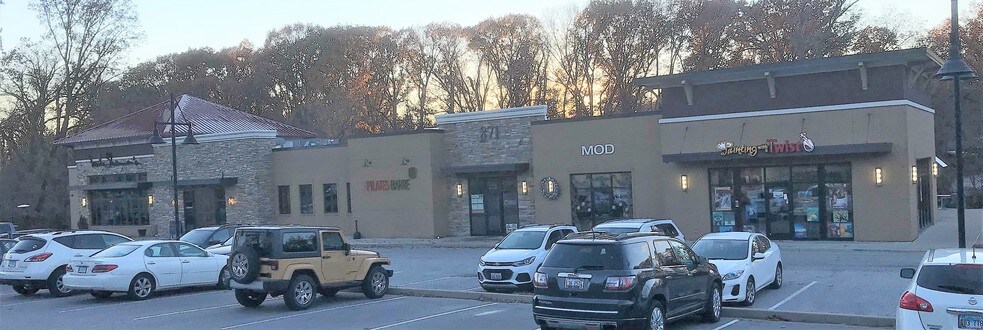 More Photos Of 871 S Arbor Vitae, Edwardsville General Retail For Lease