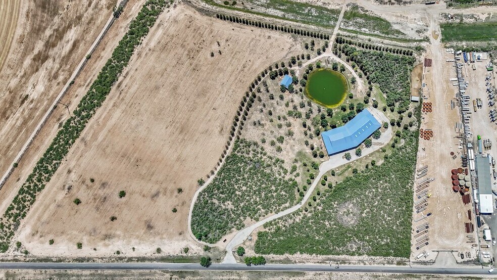 More Photos Of E IH-20, Midland Land For Sale