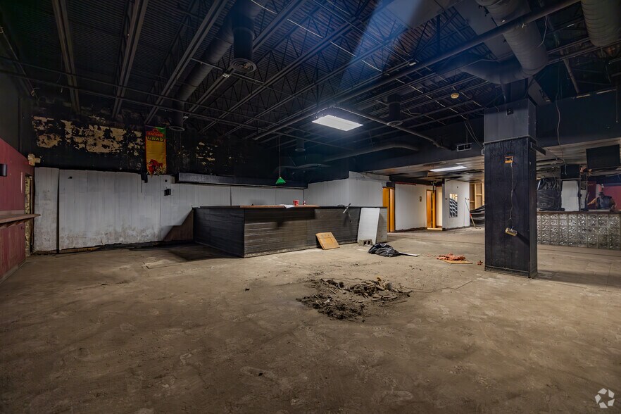 More Photos Of 6230-6360 Busch Blvd, Columbus Unknown For Lease