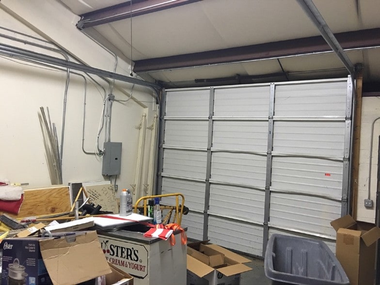 More Photos Of 2495 Eastgate Pl, Snellville Light Distribution For Sale