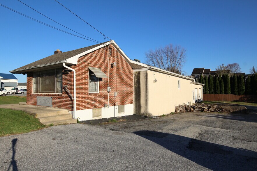 More Photos Of 72 Maple St, East Prospect Freestanding For Sale