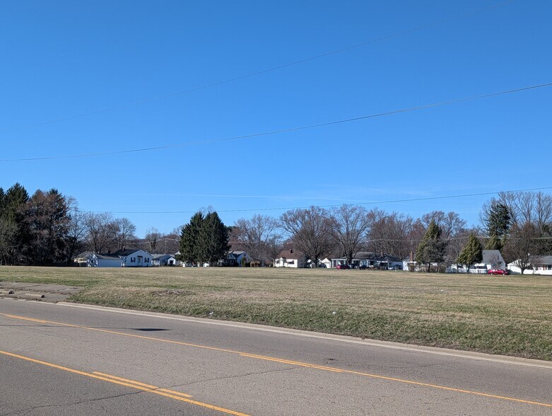 More Photos Of 300 Deo Dr, Newark Land For Sale