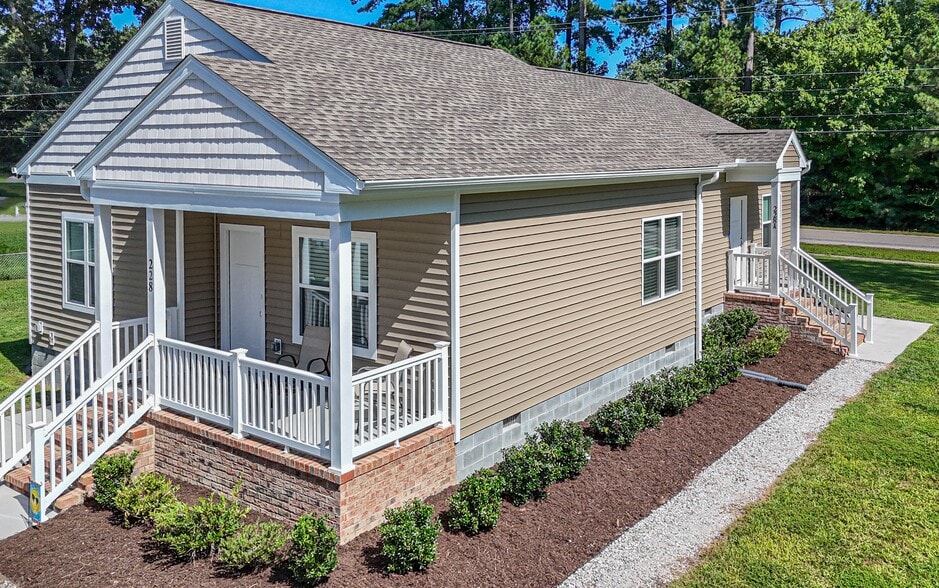 More Photos Of 220 Curry Dr, Williamsburg Specialty For Sale