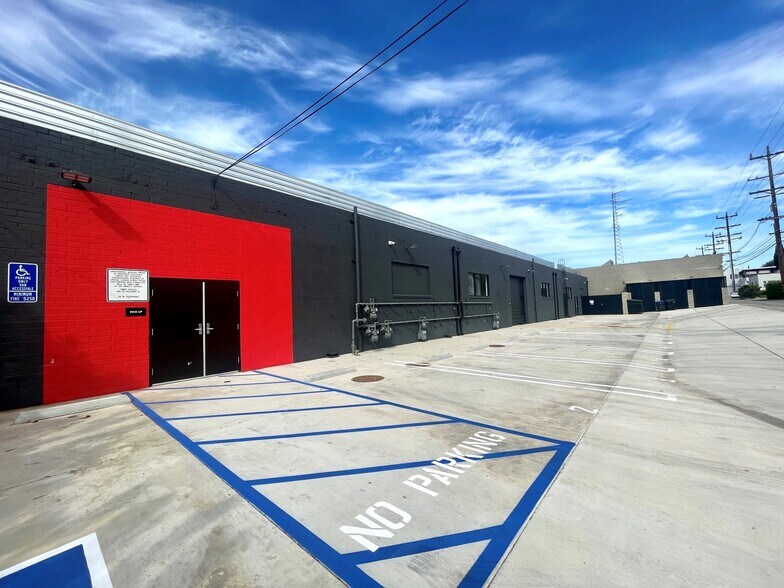 More Photos Of 6222 San Fernando Rd, Glendale Restaurant For Lease