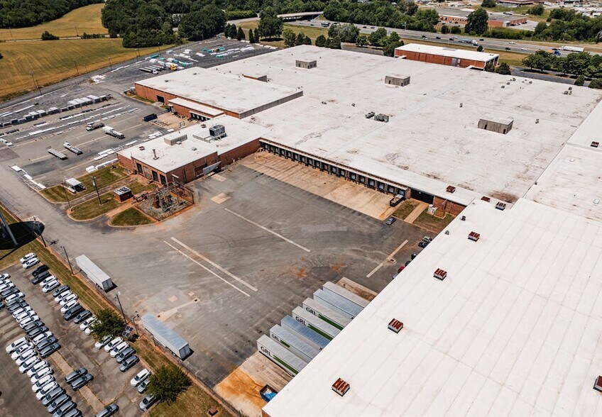 More Photos Of 2516 Industry Dr, Burlington Manufacturing For Lease