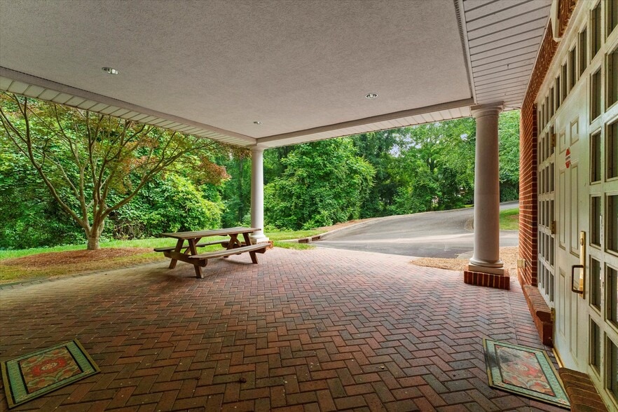 More Photos Of 1146 N New Hope Rd, Gastonia Medical For Lease