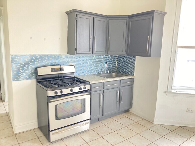 More Photos Of 2318 S Homan Ave, Chicago Apartments For Sale