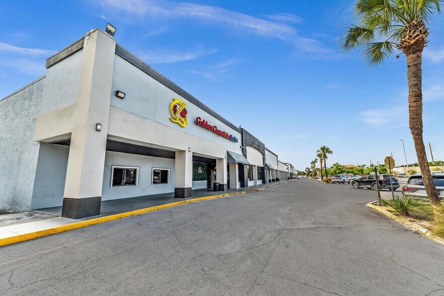 More Photos Of 7121-7177 S US Highway 1, Port Saint Lucie General Retail For Lease