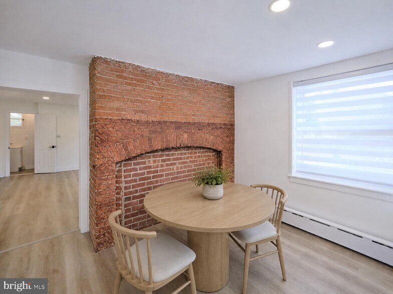 More Photos Of 12-20 W Bridge St, New Hope Storefront For Sale