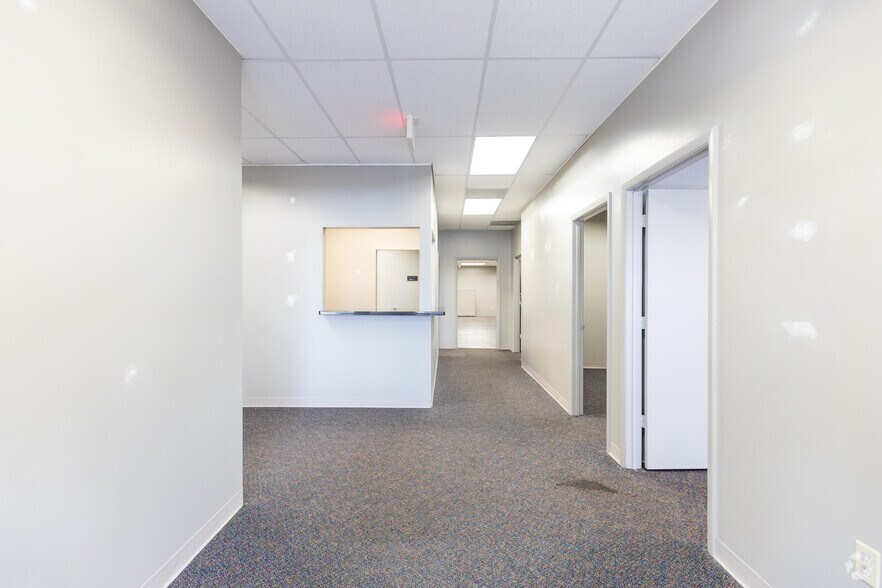 More Photos Of 5101 NW 21st Ave, Fort Lauderdale Light Distribution For Lease