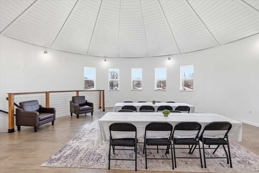 More Photos Of 131 3rd St, Underwood Specialty For Sale