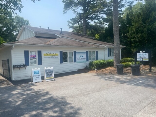 More Photos Of 1137 Alpharetta St, Roswell Office Residential For Lease